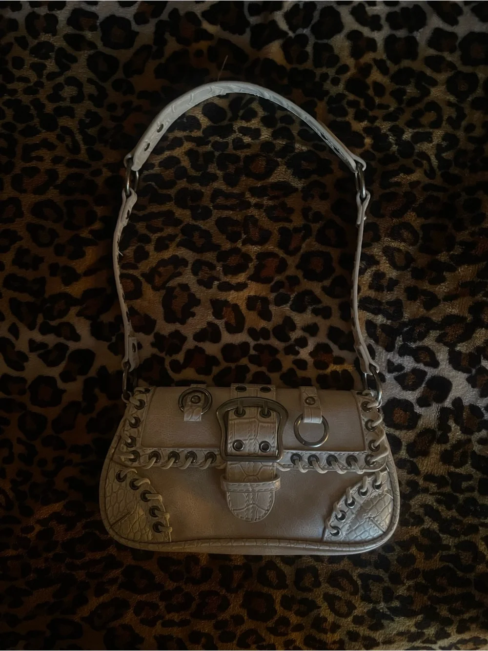 Women’s Silence + Noise Pearl White Leather Shoulder Bag with Buckle Detail